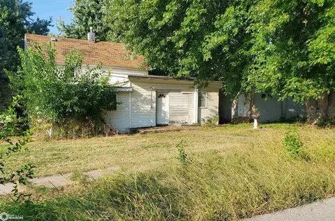702 3rd Ave, Malvern, IA 51551