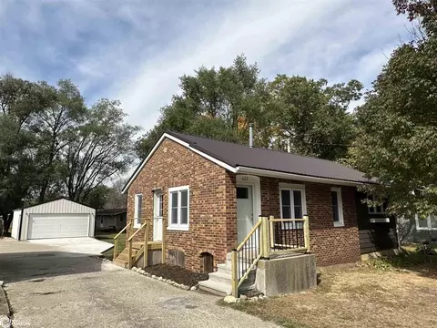 629 Dale Dr, Iowa Falls, IA 50126