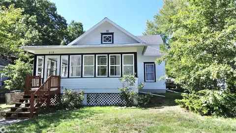 219 N Iowa Ave, Ottumwa, IA 52501