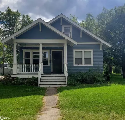203 E Jefferson St, Mount Ayr, IA 50854