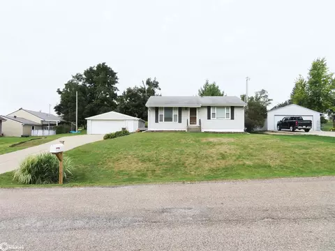 4 N 25th St, Marshalltown, IA 50158