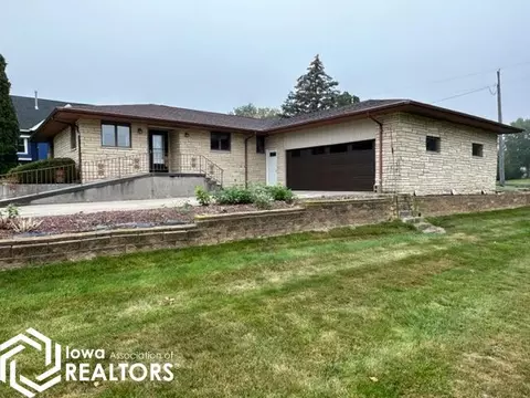 414 E Main St, Wayland, IA 52654