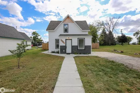 730 Main St, Mccallsburg, IA 50154