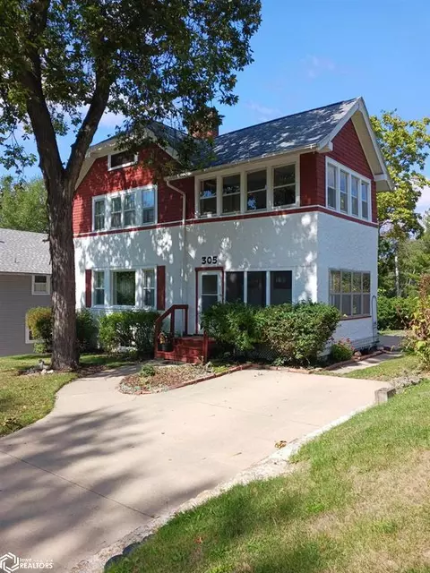 305 Oakwood Ave, Ottumwa, IA 52501