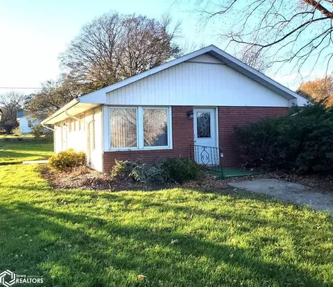 320 East St, Latimer, IA 50452