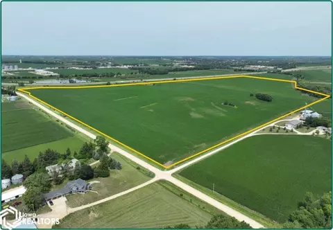 190 Th St, Monticello, IA 52310