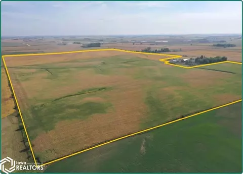290 Th St, Ridgeway, IA 52136