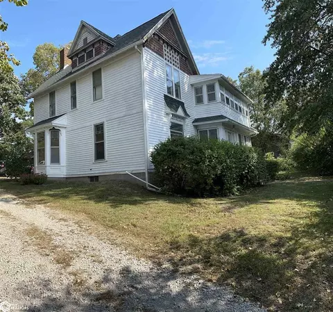 919 W Mills St W, Creston, IA 50801