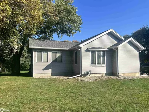 101 Highway 18 E, Ventura, IA 50482
