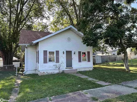 319 S 19th St, Keokuk, IA 52632
