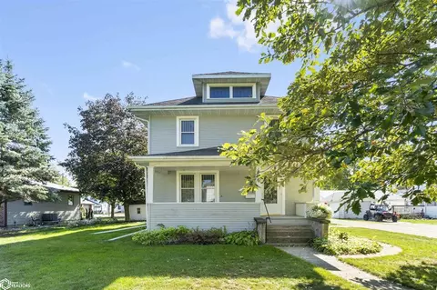 706 E Monroe St, Mount Pleasant, IA 52641