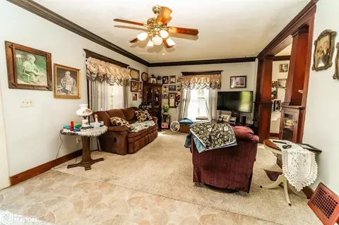 303 3rd St, Garwin, IA 50632 photo 18