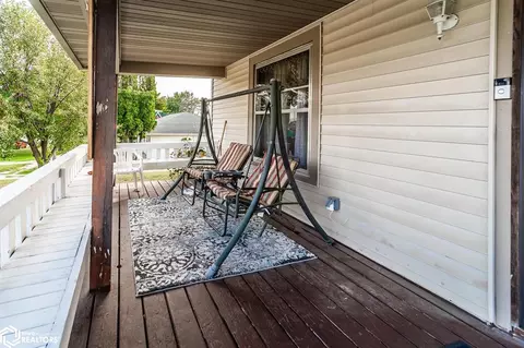 303 3rd St, Garwin, IA 50632 photo 3