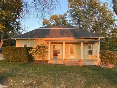 104 1st Ave, Bayard, IA 50029
