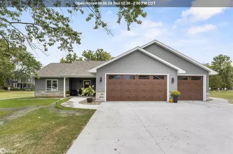 2530 Arbor View Dr, Burlington, IA 52601