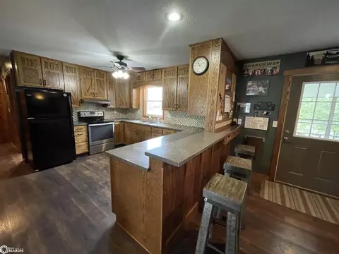 1319 E Grant St, Centerville, IA 52544 photo 16