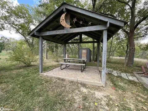 1319 E Grant St, Centerville, IA 52544 photo 58