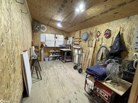1319 E Grant St, Centerville, IA 52544 photo 52