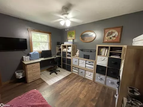 1319 E Grant St, Centerville, IA 52544 photo 23