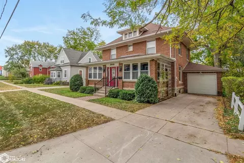 1509 14th Ave, Eldora, IA 50627