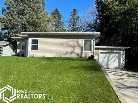 614 W Nebraska St, Algona, IA 50511