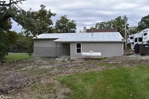 4460 Wapello Jefferson Rd, Eldon, IA 52554 photo 9