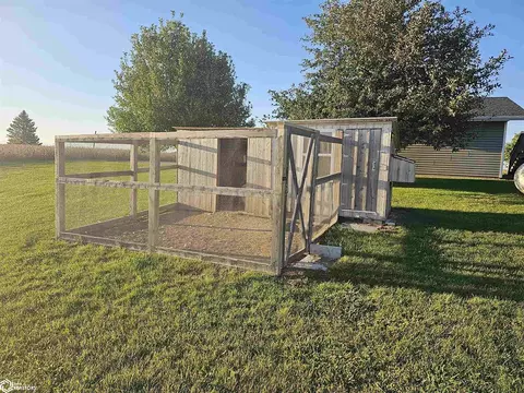 1252 Hwy 6, Malcom, IA 50157 photo 23