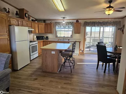 1252 Hwy 6, Malcom, IA 50157 photo 4