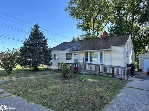 102 Lynwood, Ottumwa, IA 52501