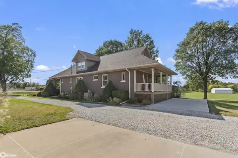 5197 Summer St, Burlington, IA 52601