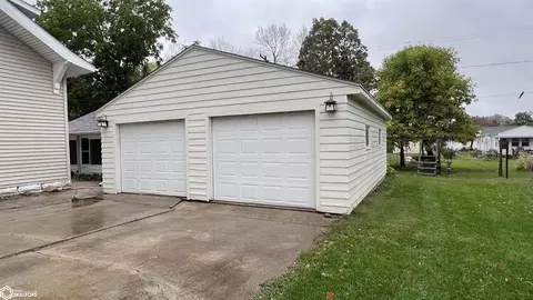 Exterior - 660 W 6th St, Garner, IA 50438 photo 2 of 3