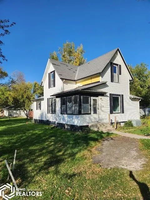112 Saint Louis Blvd, Corwith, IA 50430
