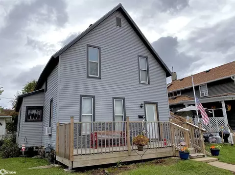 9 12 E Webster St, Marshalltown, IA 50158