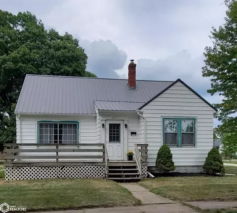 3203 Avenue H, Fort Madison, IA 52627