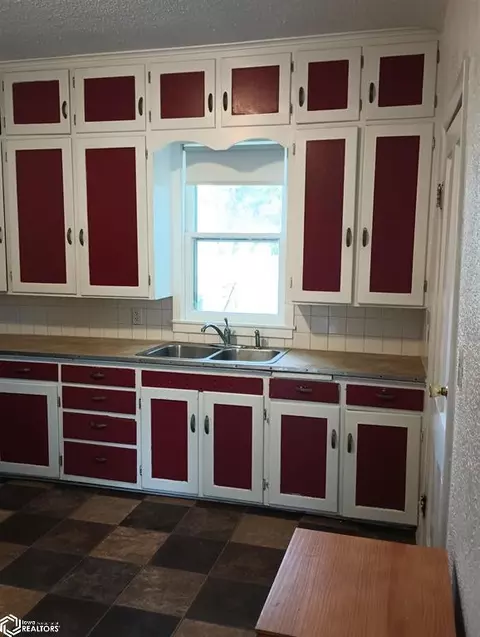 Kitchen - 403 1st St NW, Hampton, IA 50441 photo 1 of 2
