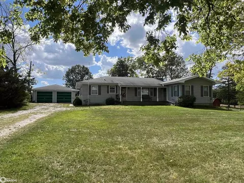 1968 Gear Ave, Fairfield, IA 52556