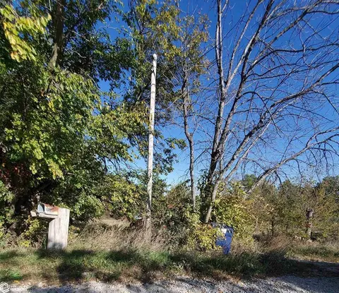 10113 Carson St, Spring Hill, IA 50125
