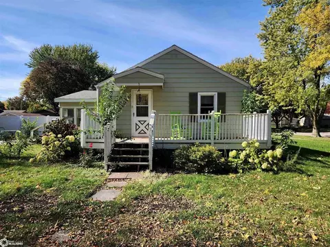 217 N Ackley St, Algona, IA 50511