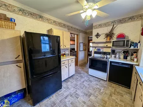 1 7th Ave NE, Hampton, IA 50441 photo 4