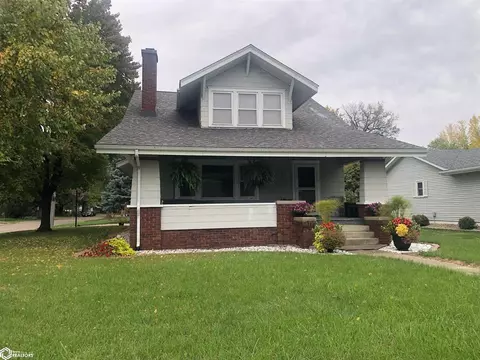 1303 9th Ave E, Oskaloosa, IA 52577