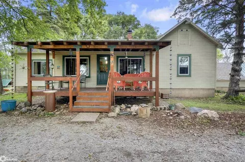 26346 605th Ave, Nevada, IA 50201