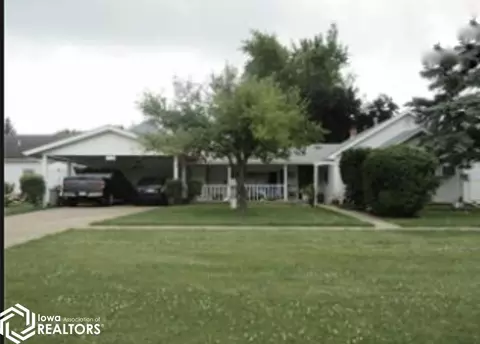 718 Hamilton Ave, Grinnell, IA 50112