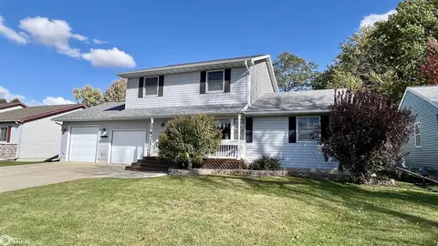 1919 S Harding Ave, Mason City, IA 50401
