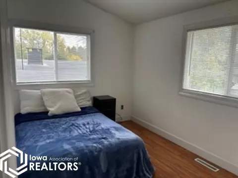 837 Central Ave E, Hampton, IA 50441 photo 10