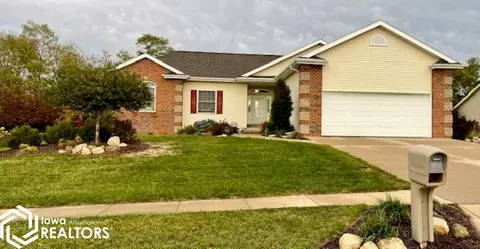 1802 S Meadowview Ave, Mount Pleasant, IA 52641