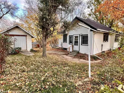 Exterior - 403 4th St, Manning, IA 51455 photo 11 of 18