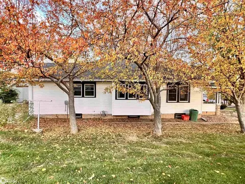 Exterior - 403 4th St, Manning, IA 51455 photo 13 of 18