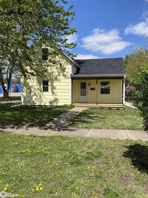 702 E Stuart St, Clarinda, IA 51632