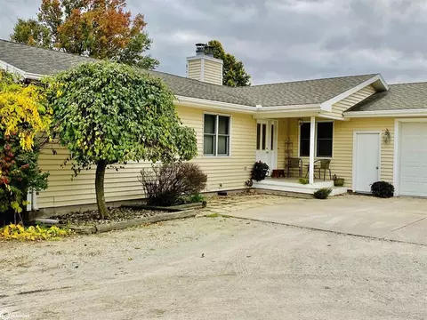 1420 165th St, Creston, IA 50801