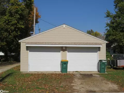 323 2nd St, Hampton, IA 50441 photo 8